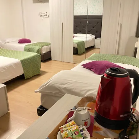 Lorenzini Hotel 2*