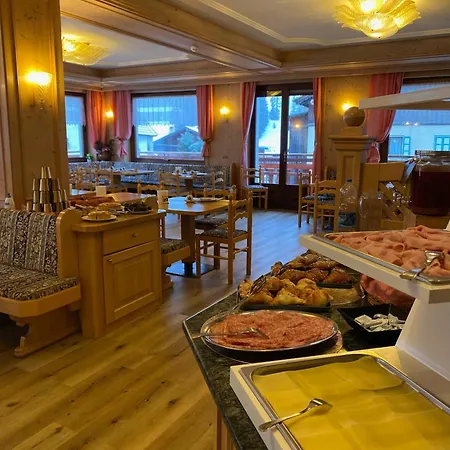 Hotel Lorenzini Selva di Cadore
