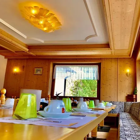 Lorenzini Hotel