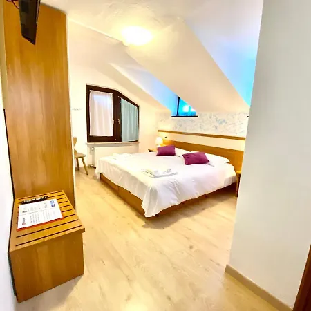 Lorenzini Hotel